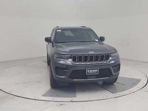 New 2025 Jeep Grand Cherokee Laredo X image 4
