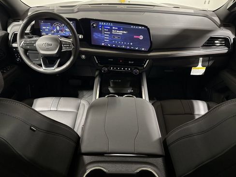 New 2026 Chevrolet Suburban RST w/ Comfort Package AWD/4WD image 10