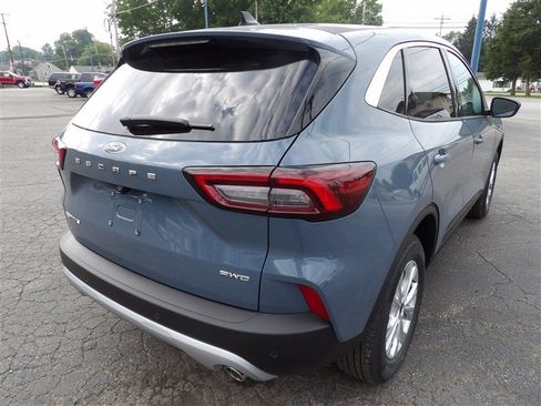Used 2024 Ford Escape Active w/ Tech Pack #1 AWD/4WD image 8