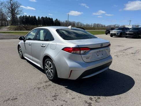 Used 2022 Toyota Corolla LE image 8