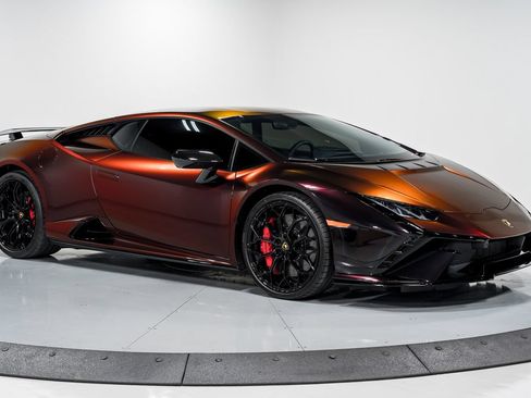 Used 2024 Lamborghini Huracan Tecnica RWD image 40