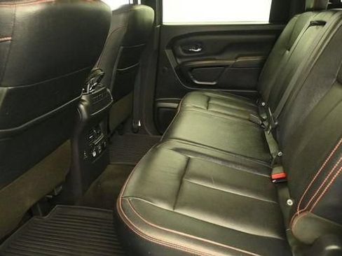 Used 2021 Nissan Titan PRO-4X w/ Pro-4x Convenience Package AWD/4WD image 11