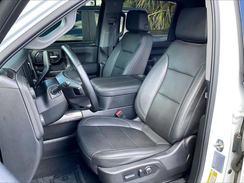 Used 2023 Chevrolet Silverado 2500 LTZ w/ LTZ Plus Package image 24