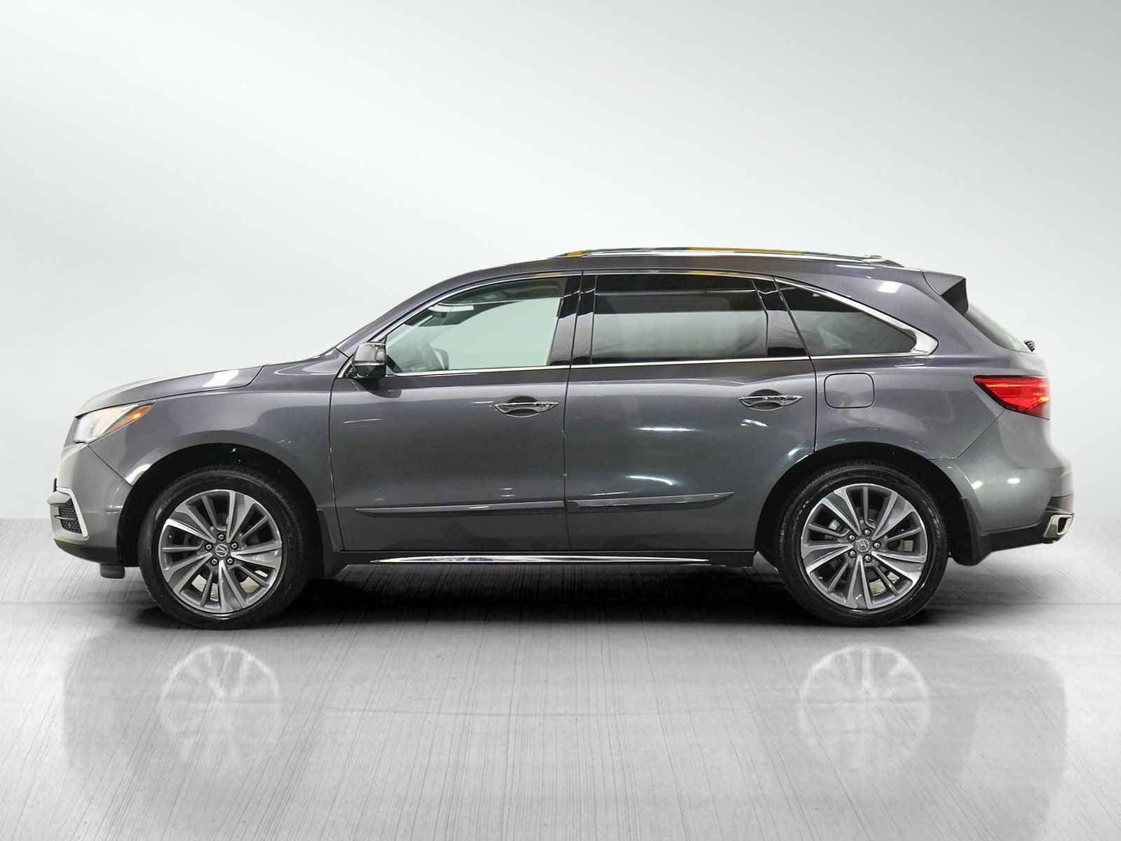 Used 2018 Acura MDX w/ Technology Package AWD/4WD image 2