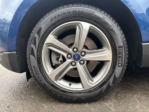 Certified 2020 Ford Edge Titanium AWD/4WD image 10