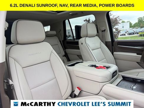 Used 2024 GMC Yukon Denali w/ Denali Reserve Package AWD/4WD image 31