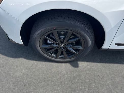 New 2025 Acura RDX SH-AWD image 25