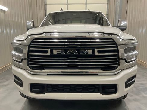Used 2024 RAM 2500 Laramie w/ Safety Group AWD/4WD image 2