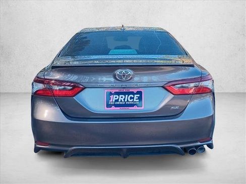 Used 2023 Toyota Camry SE image 5