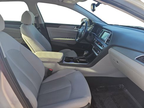 Used 2018 Hyundai Sonata SEL FWD image 17