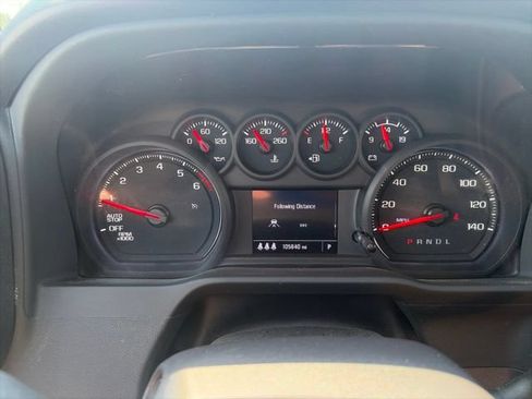 Used 2024 Chevrolet Silverado 1500 Custom AWD/4WD image 20