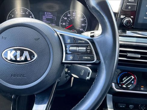 Used 2021 Kia Seltos S FWD image 25