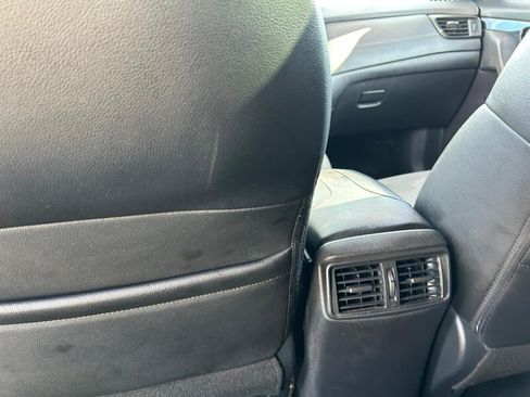 Used 2019 Nissan Rogue SL w/ Premium Package FWD image 34
