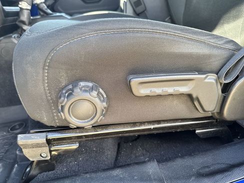 Certified 2019 Jeep Wrangler Sport image 15