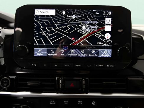 Used 2023 Nissan Pathfinder Platinum w/ Lighting Package (N93) FWD image 28