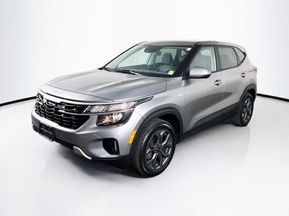 Used 2024 Kia Seltos LX