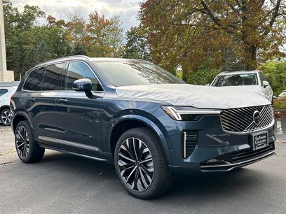 New 2026 Volvo XC90 B6 Plus w/ Protection Package Premier