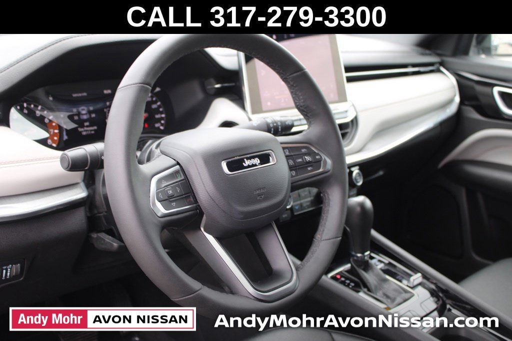 Used 2024 Jeep Compass Limited AWD/4WD image 17