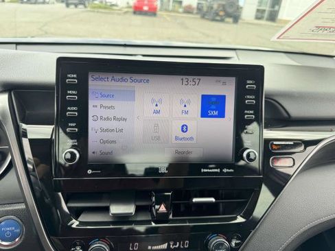 Certified 2021 Toyota Camry XLE image 24