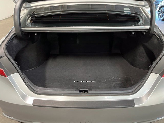 Used 2019 Toyota Camry XSE w/ Navigation Package FWD image 16