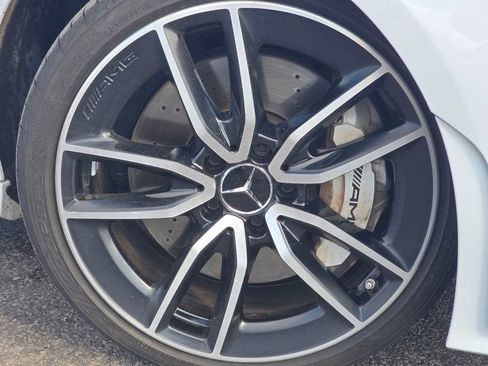 Used 2022 Mercedes-Benz CLA 35 AMG 4MATIC image 9