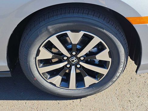 New 2026 Honda Odyssey EX-L image 9