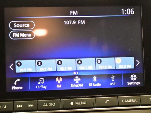 Used 2025 Nissan Altima 2.5 SV image 23