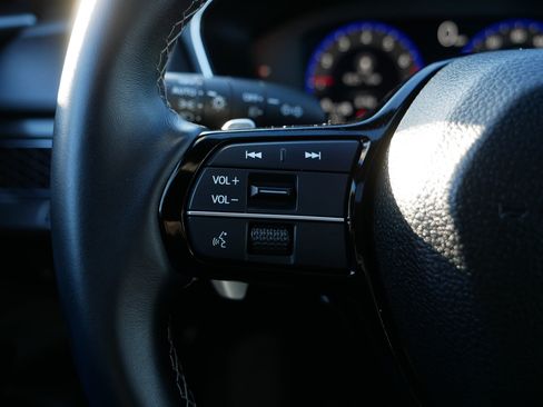 Used 2025 Acura Integra A-Spec image 32