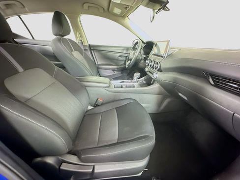 Used 2024 Nissan Sentra SV FWD image 29