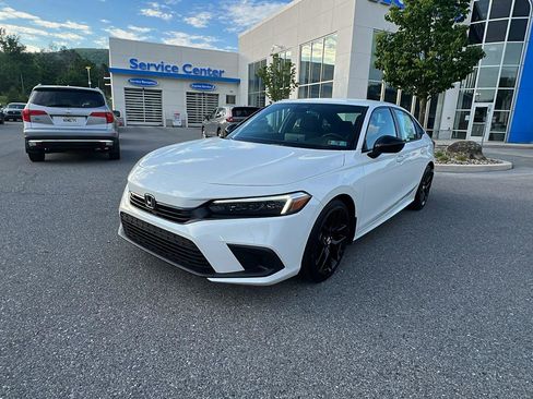 Used 2024 Honda Civic Sport image 8