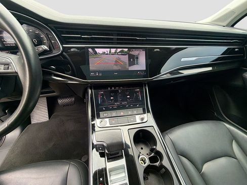 Used 2024 Audi Q7 3.0T Premium Plus AWD/4WD image 28