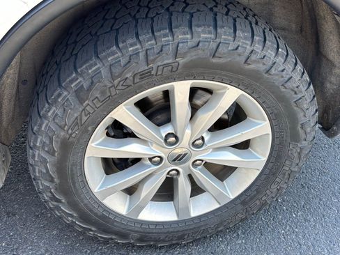 Used 2019 Dodge Durango SXT AWD/4WD image 18