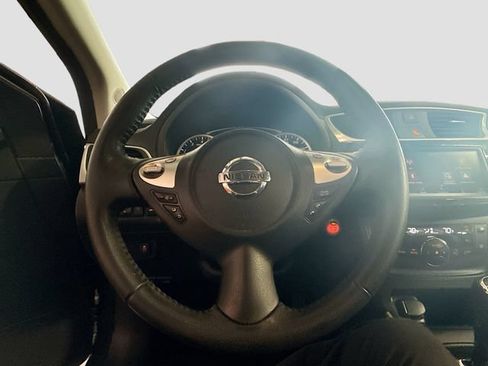 Used 2019 Nissan Sentra SV FWD image 11