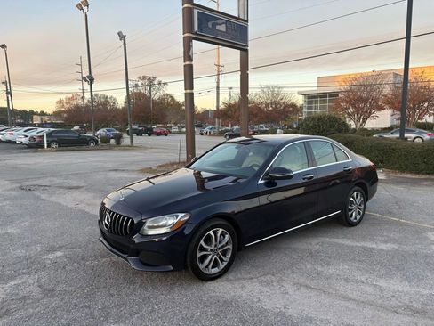 Used 2018 Mercedes-Benz C 300 4MATIC Sedan image 1