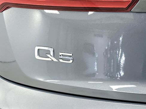 Used 2020 Audi Q5 Premium w/ Convenience Package image 25