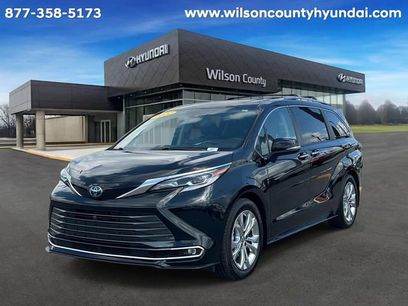 Used 2022 Toyota Sienna Platinum