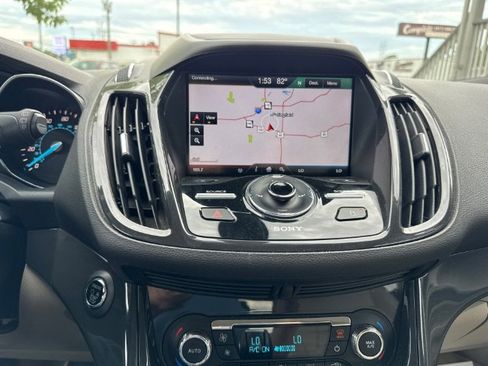 Used 2015 Ford Escape Titanium FWD image 20
