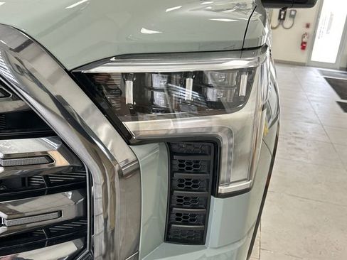 Used 2025 Toyota Tundra Platinum image 7