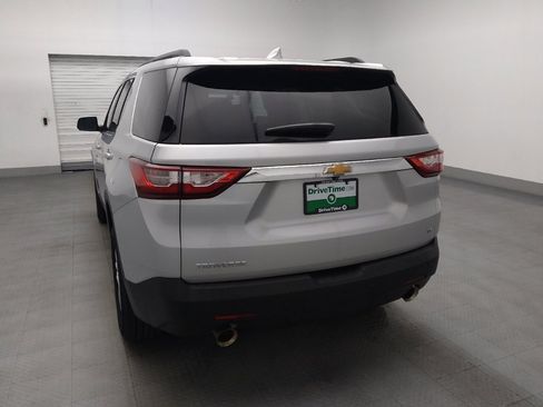 Used 2021 Chevrolet Traverse LT FWD image 6