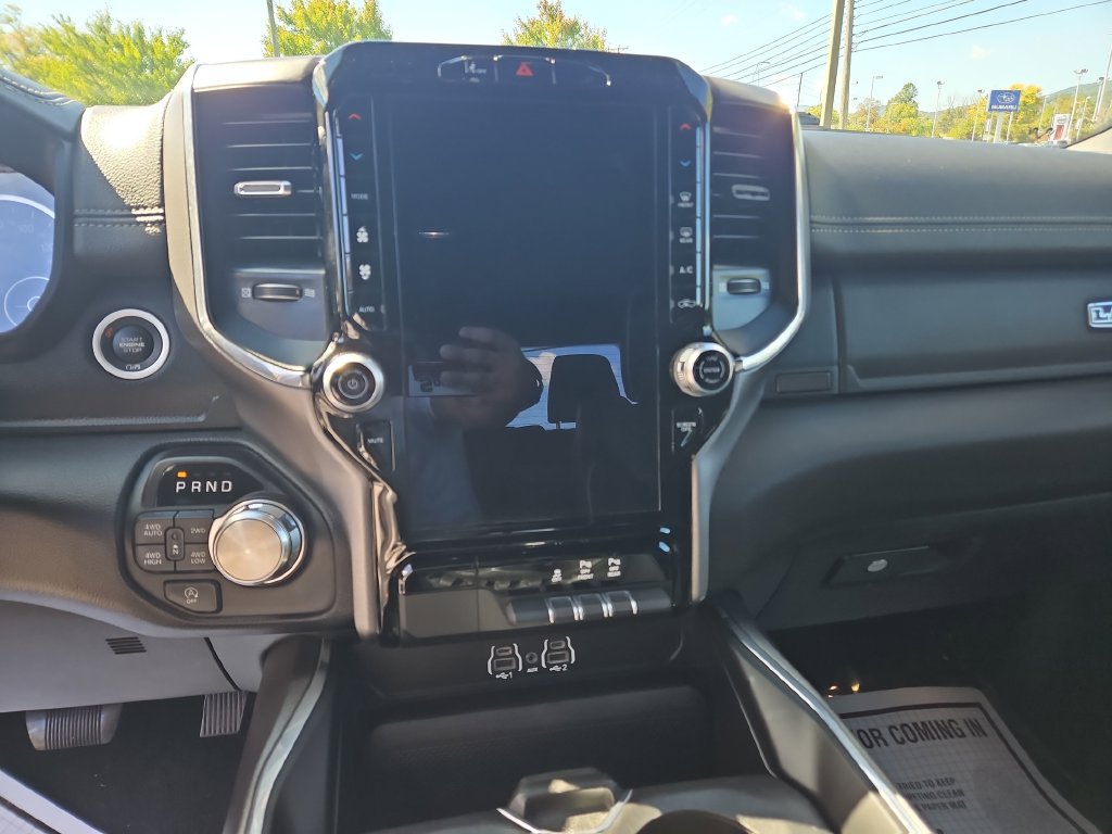 Used 2026 RAM 1500 Laramie AWD/4WD image 19
