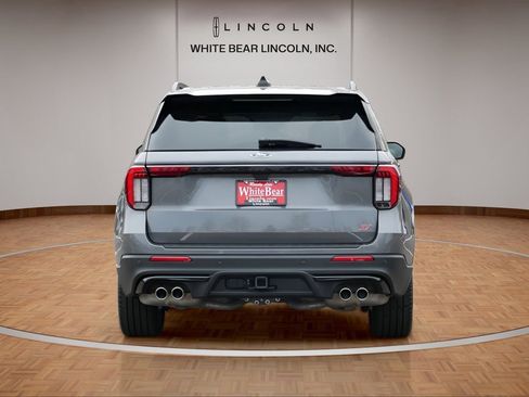 Used 2025 Ford Explorer ST w/ Sun And Sound Package AWD/4WD image 6