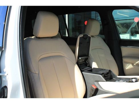 New 2026 Jeep Grand Cherokee L Limited AWD/4WD image 24