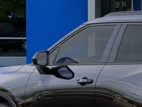 New 2026 Chevrolet Blazer LT image 12