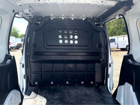 Used 2014 Ford Transit Connect XLT image 23