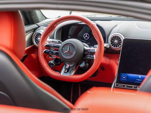 Used 2025 Mercedes-Benz AMG GT 63 image 30