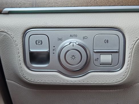 Certified 2021 Mercedes-Benz GLE 450 4MATIC image 20