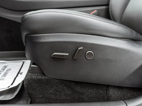 Used 2024 Tesla Model Y Long Range image 26