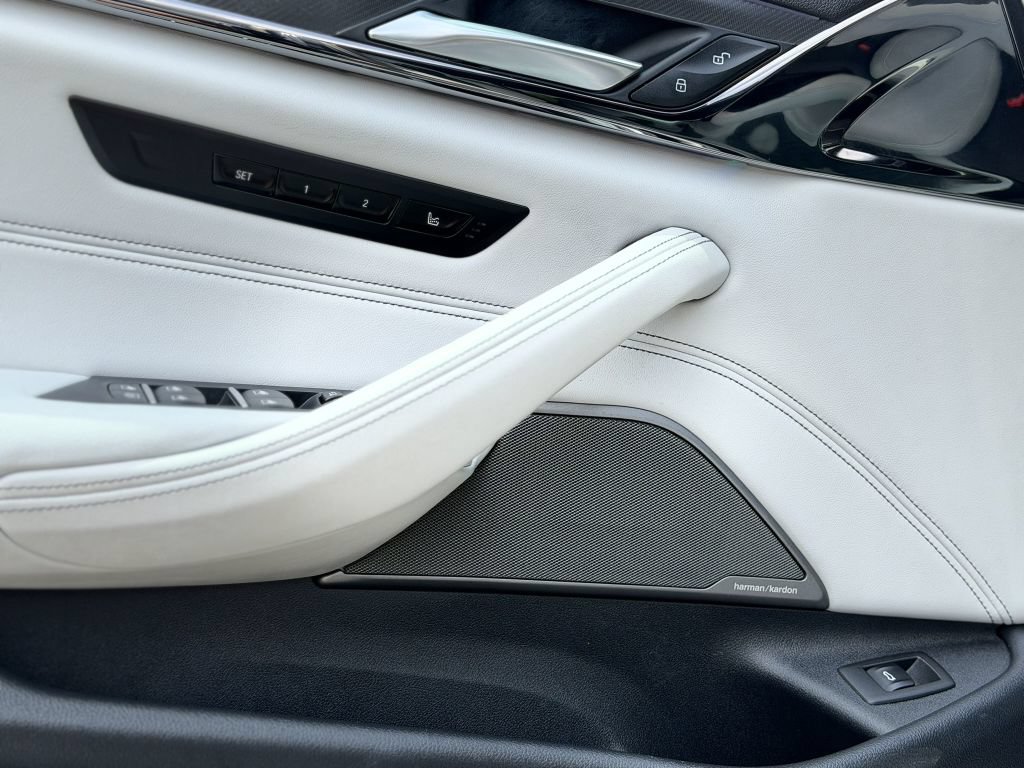 Used 2019 BMW M5 w/ Executive Package AWD/4WD image 18
