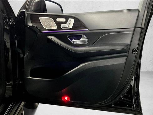 Certified 2022 Mercedes-Benz GLS 450 4MATIC image 19