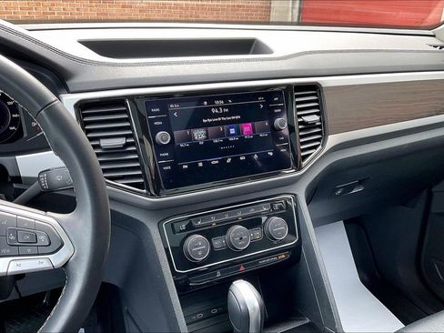 Used 2022 Volkswagen Atlas SE w/ Panoramic Sunroof Package image 6